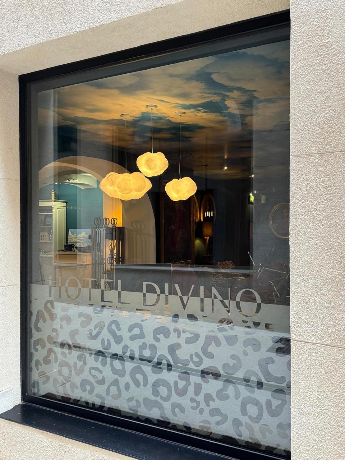Hotel Divino & Apartments Figueres  Esterno foto