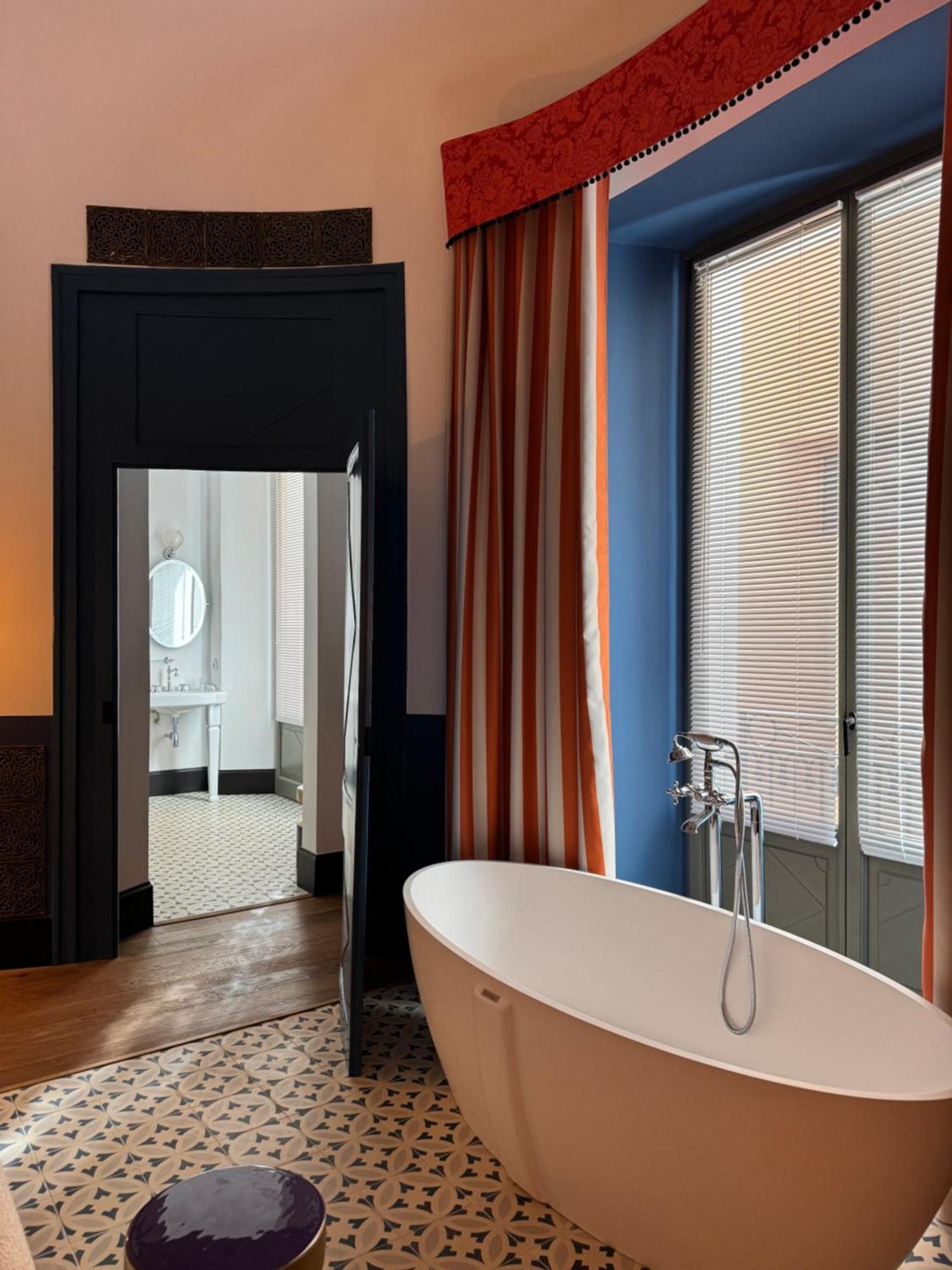 Hotel Divino & Apartments Figueres  Esterno foto